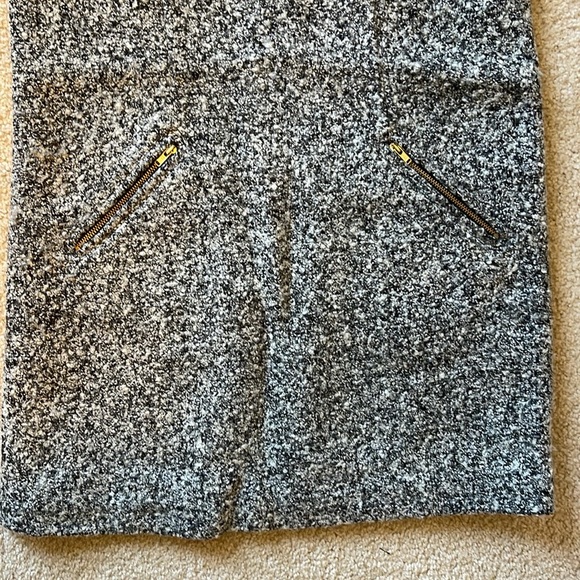 Loft | Boucle Shift Dress | Size 2P - Picture 3 of 4